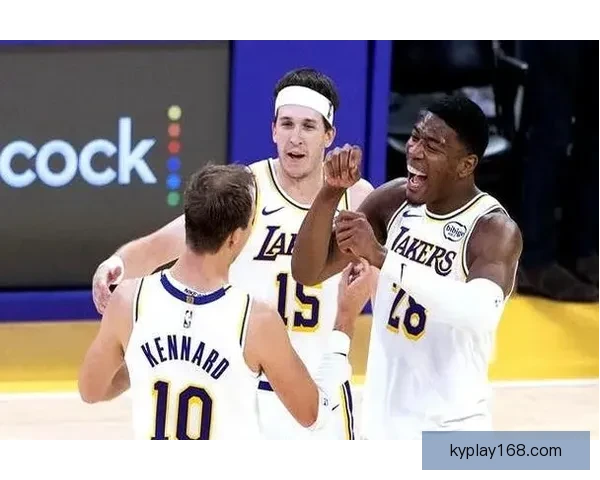 里夫斯决定放弃1490万球员选项 今夏将成为完全自由球员